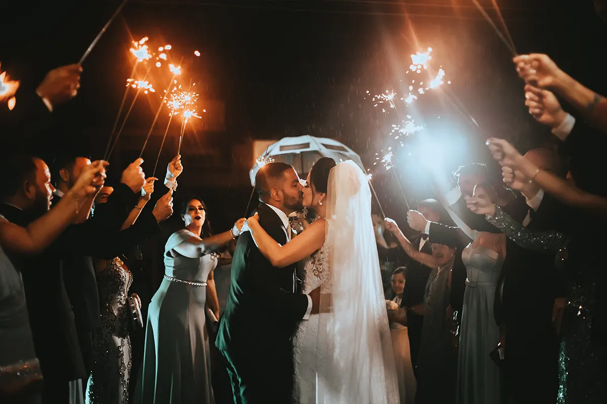 bride and groom great escape wedding dj